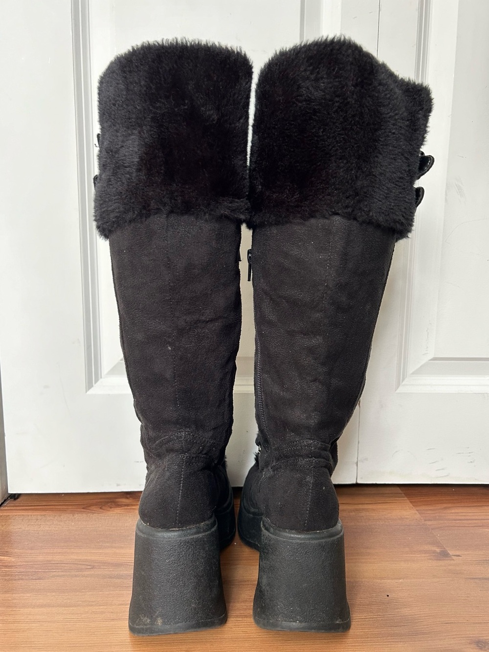 Vintage Whimsygoth Grunge Black Faux Fur Winter Boots - Picture 5 of 12